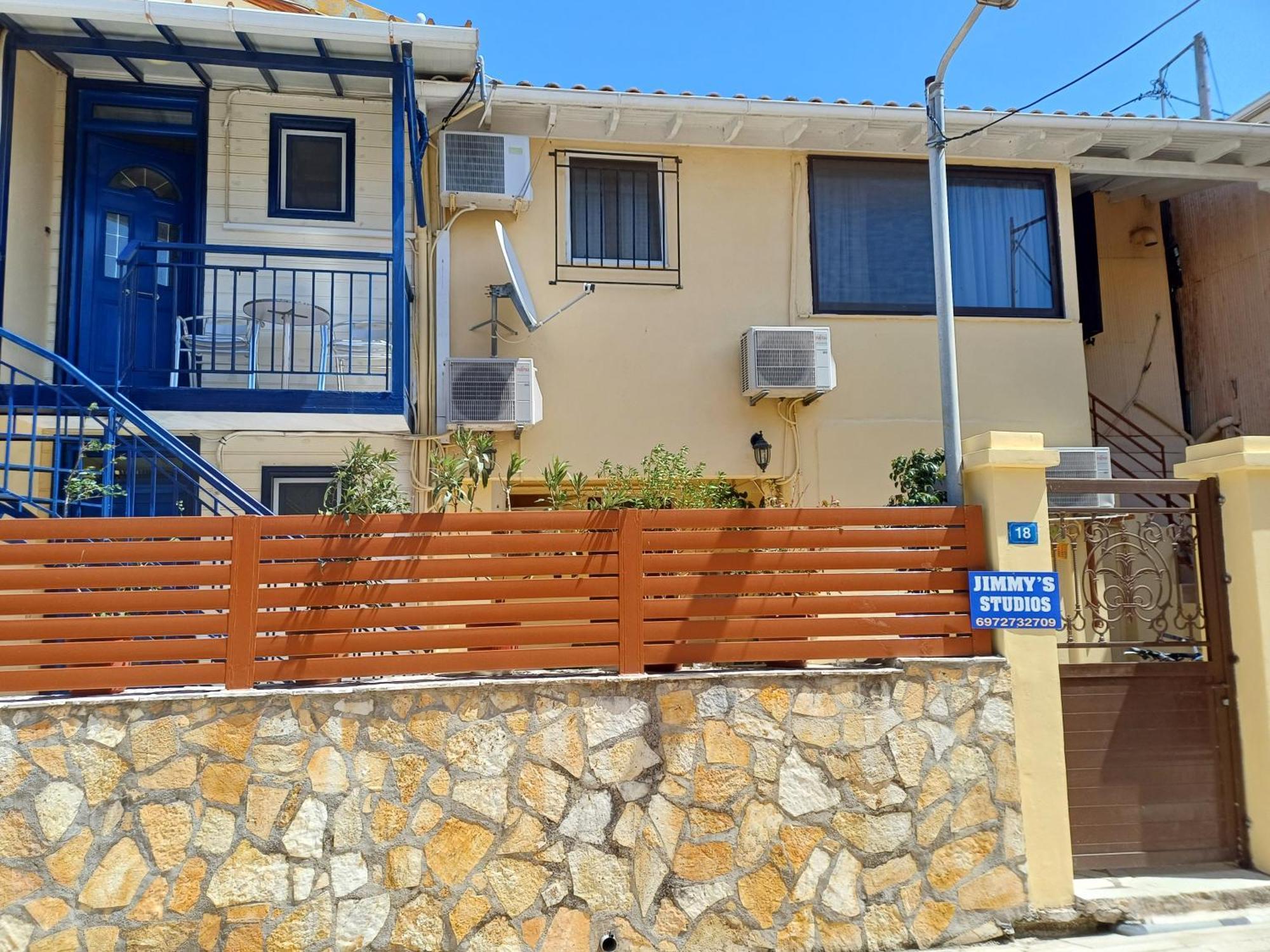 Jimmy'S Studios Lefkada City Exterior photo